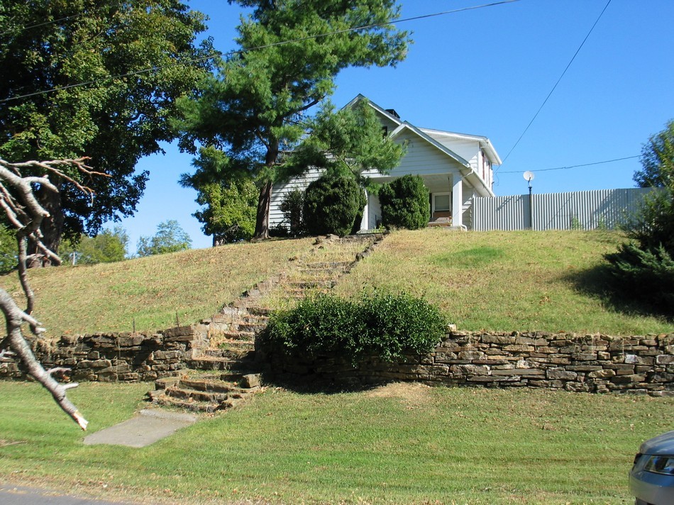 1354 Horace B. Alderdice house, 2008